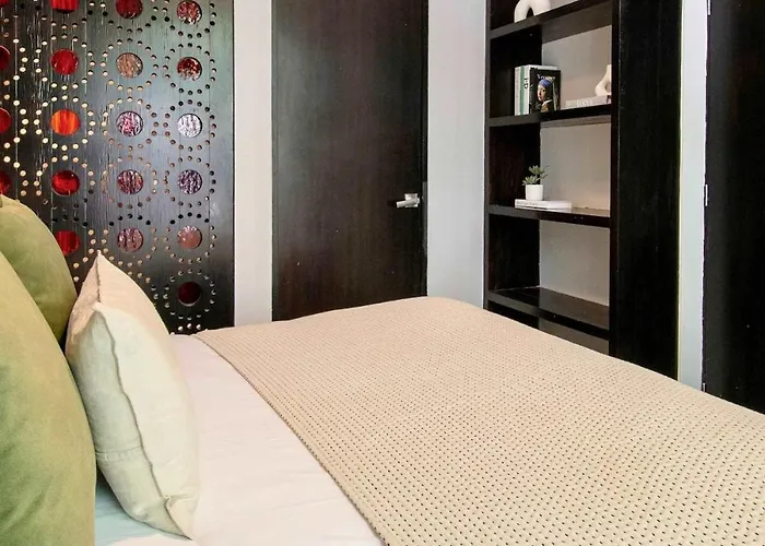 6br House In Amsterdam Street Near Parque *